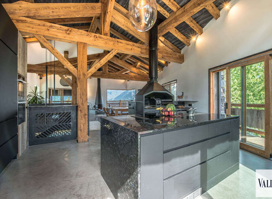 Chalet in Courchevel - Image 3