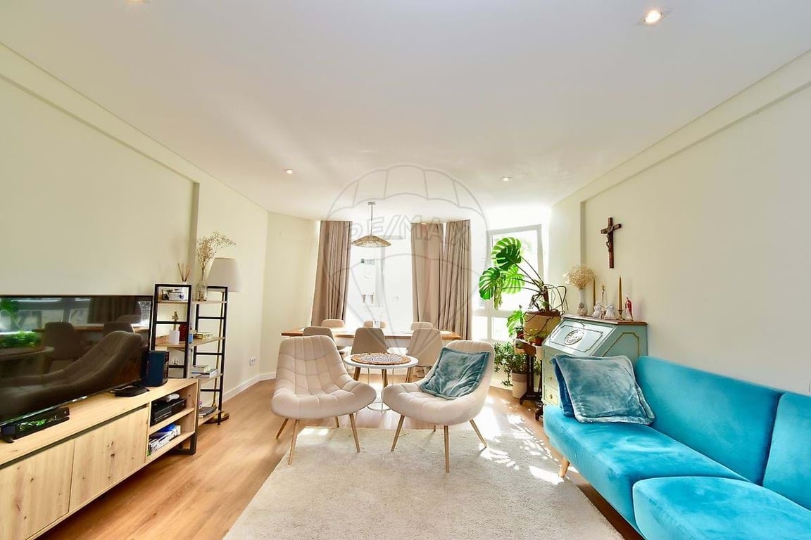 Apartment in Cascais - Image 2