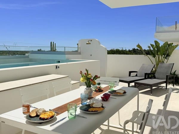 House in Moncarapacho - view 1