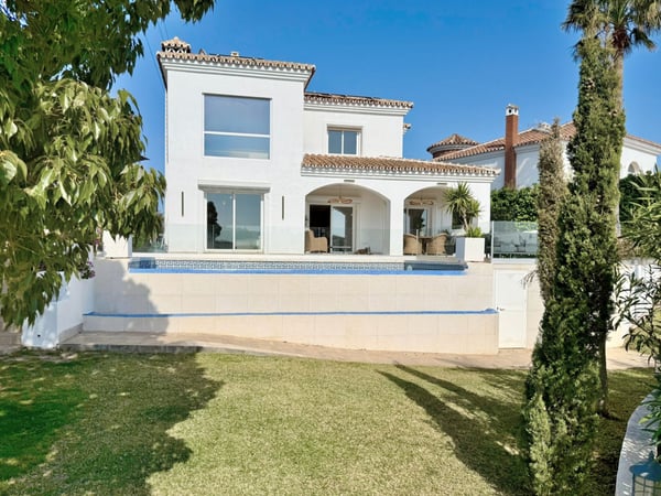 Villa in Riviera del Sol - view 1