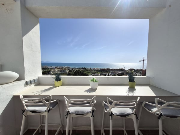 Apartment in La Duquesa - view 1