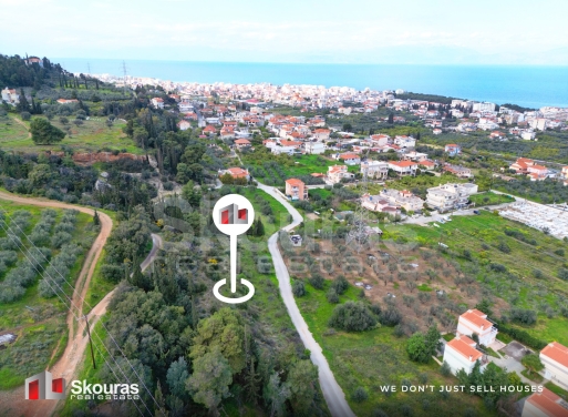 Land in Perama - view 1