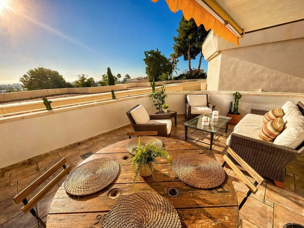 Apartment in La Atalaya - view 1