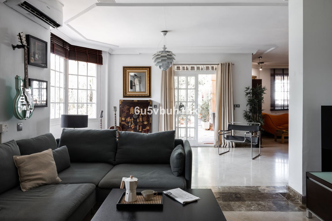 Villa in La Cala De Mijas - Image 3