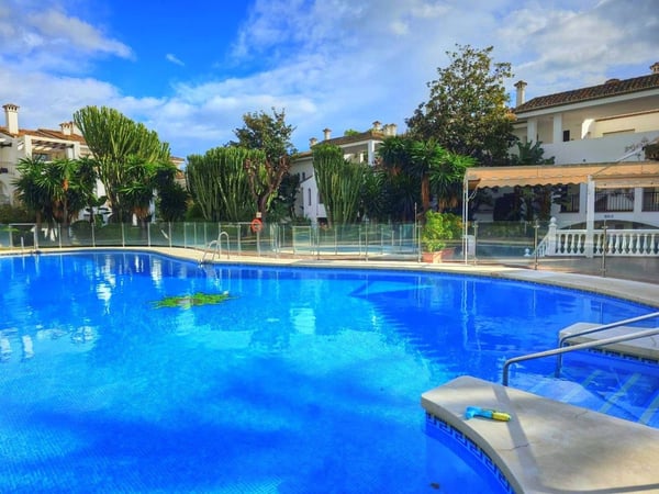 Apartment in Estepona - view 1