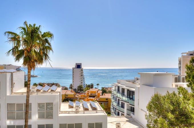 Apartment in Benalmadena - view 1