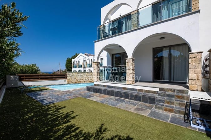 Apartment in Lakki - view 1