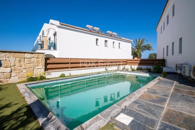 Apartment in Lakki - view 1