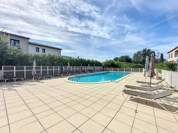 House in Lorgues - view 1