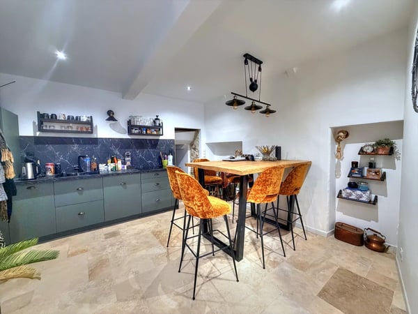 House in Aups - view 1