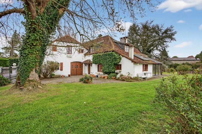 House in Maslacq - view 1