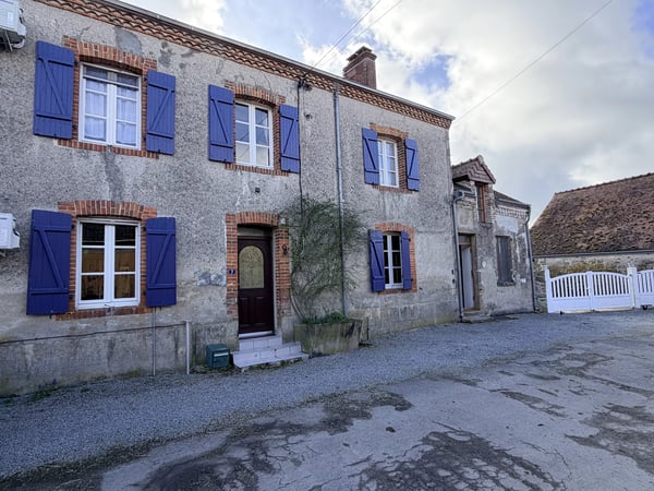 House in Saint-Leger-Magnazeix - view 1