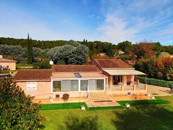 House in Salernes - view 1