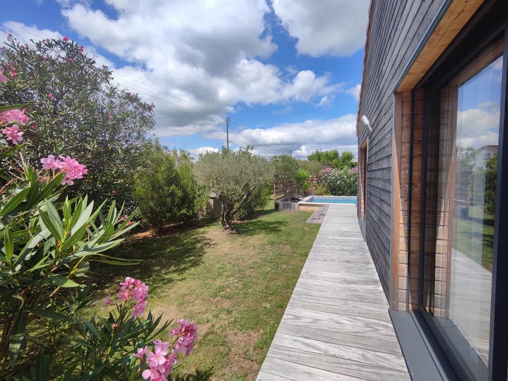 House in Puyoo - Image 3