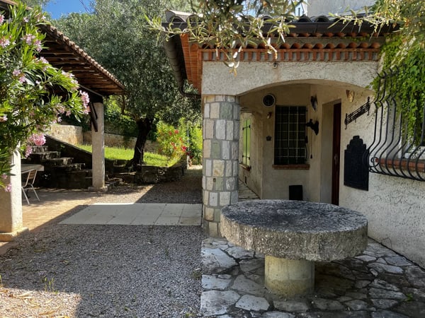 House in Carces - view 1