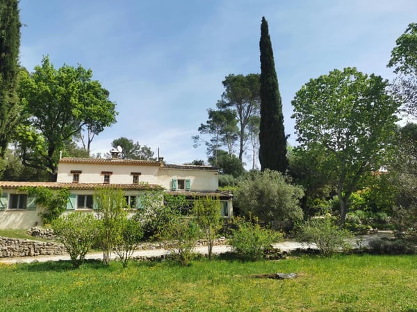 House in Lorgues - view 1