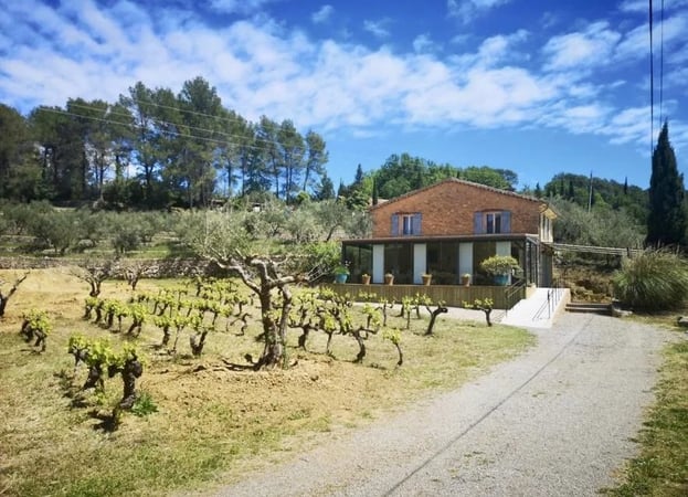 House in Lorgues - view 1