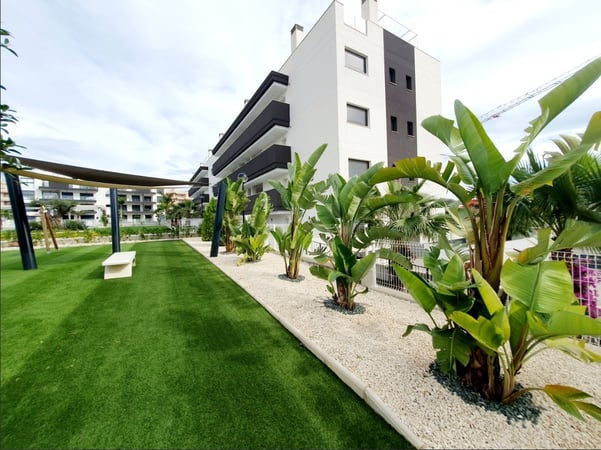 Apartment in Villamartin - view 1