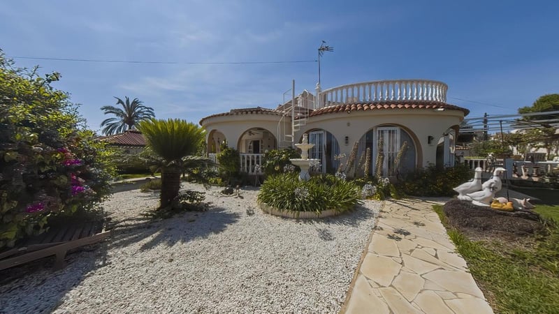 Villa in Torrevieja - view 1