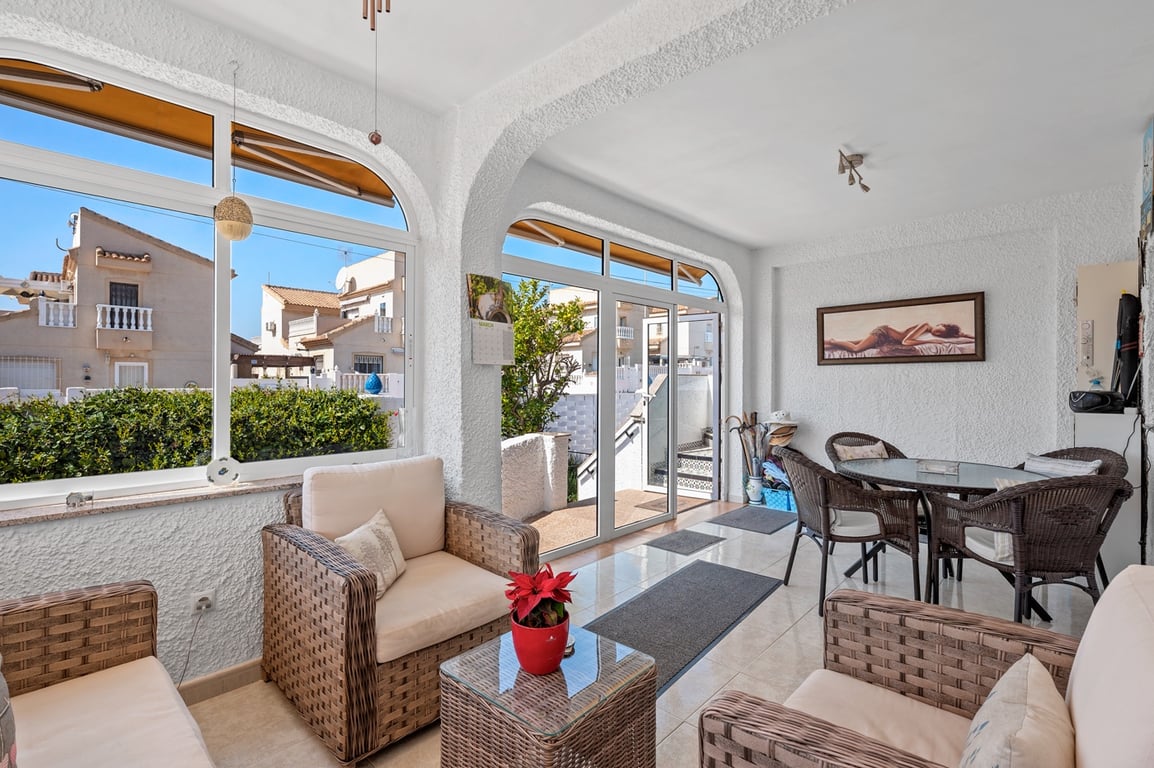 Villa in Rojales - Image 3