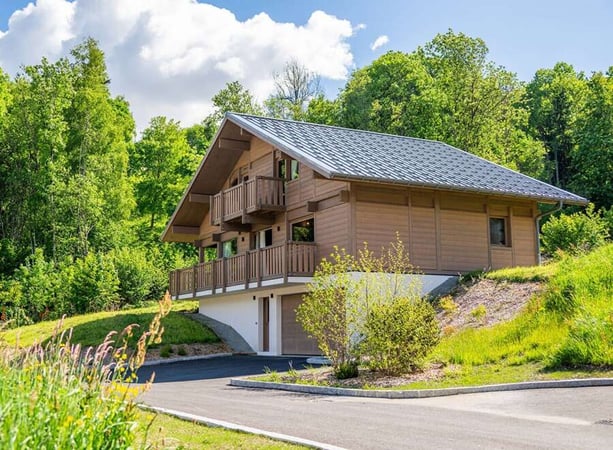Chalet in Saint-Gervais-les-Bains - view 1