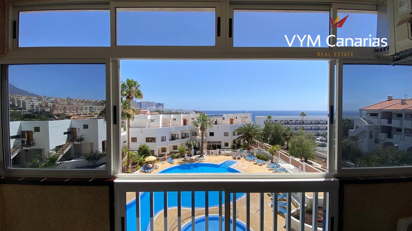 Apartment in Callao Salvaje - Image 2