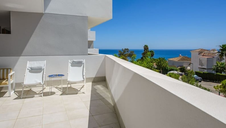 Apartment in La Duquesa - view 1