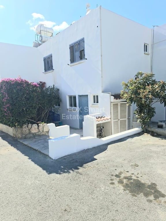 Apartment in Paphos - Image 2