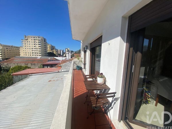 Apartment in Ramalde - view 1
