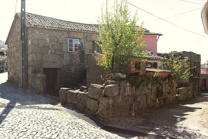 House in Lagos da Beira - view 1