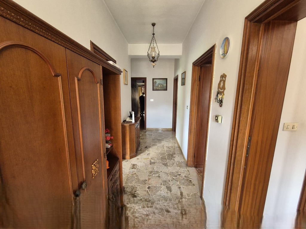 House in Castelnuovo di Garfagnana - Image 4