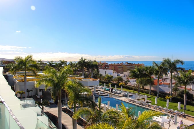 Apartment in La Caleta - view 1