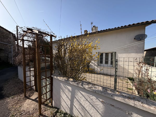 House in Vouleme - view 1