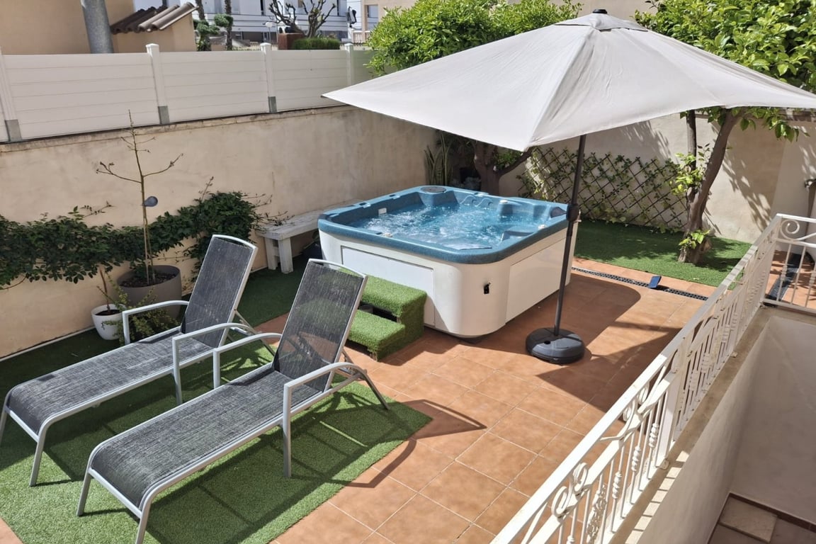 House in Dona Pepa - Image 2