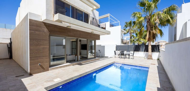 House in Urbanizacion los Balcones - view 1