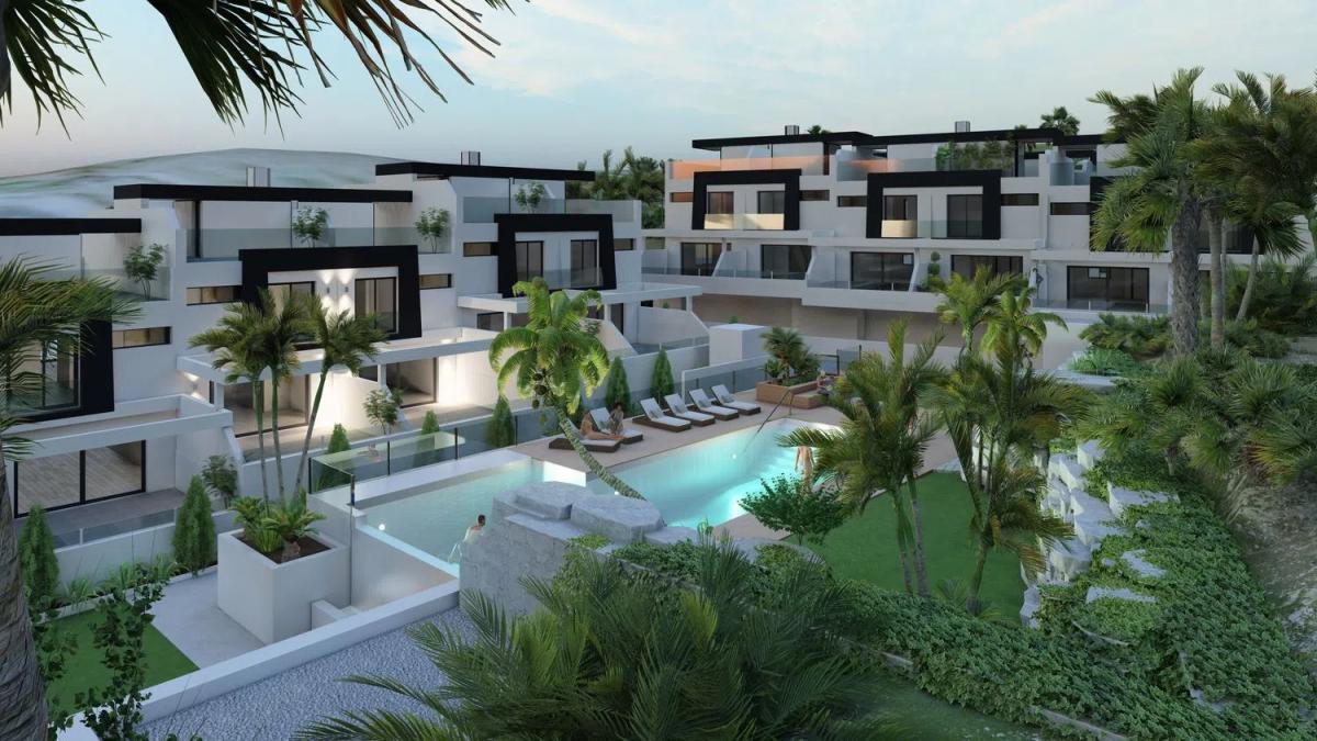 House in Rincon de la Victoria - Image 3