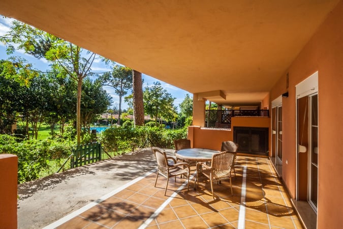 House in Elviria - view 1