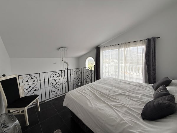 Villa in Mijas Costa - view 1