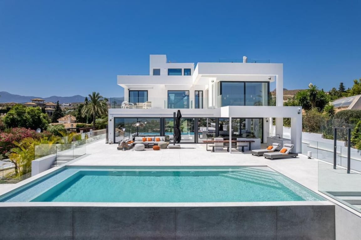 Villa in Benahavis