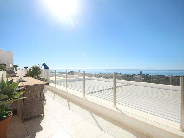 Penthouse in Marbella - view 1