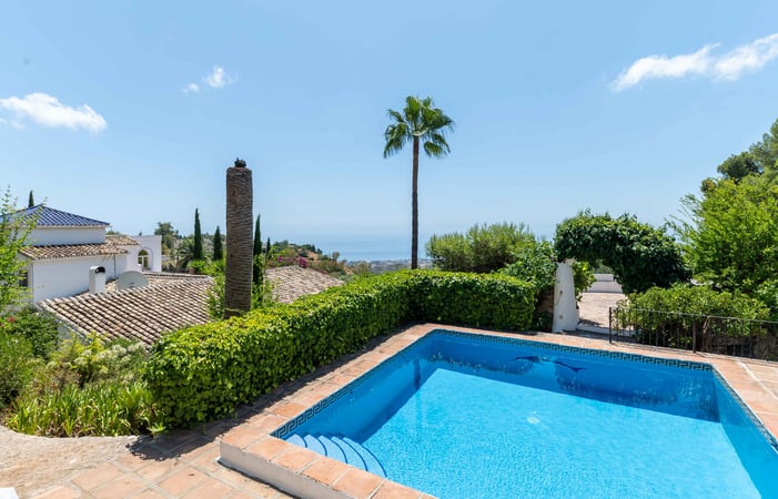 Villa in La Cala De Mijas - view 1