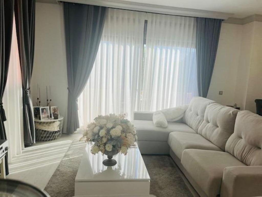 House in Estepona - Image 2