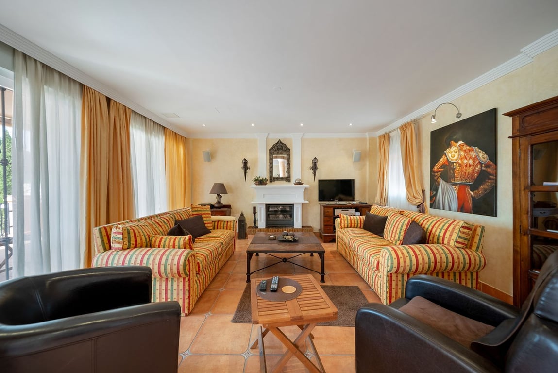 Villa in La Cala De Mijas - Image 3