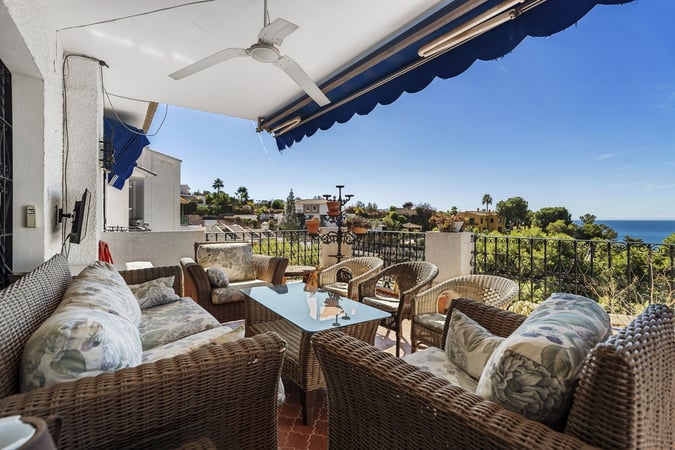 Villa in El Palo - view 1