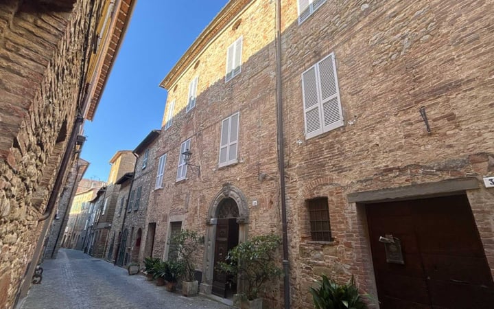 House in Monteleone di Spoleto - view 1