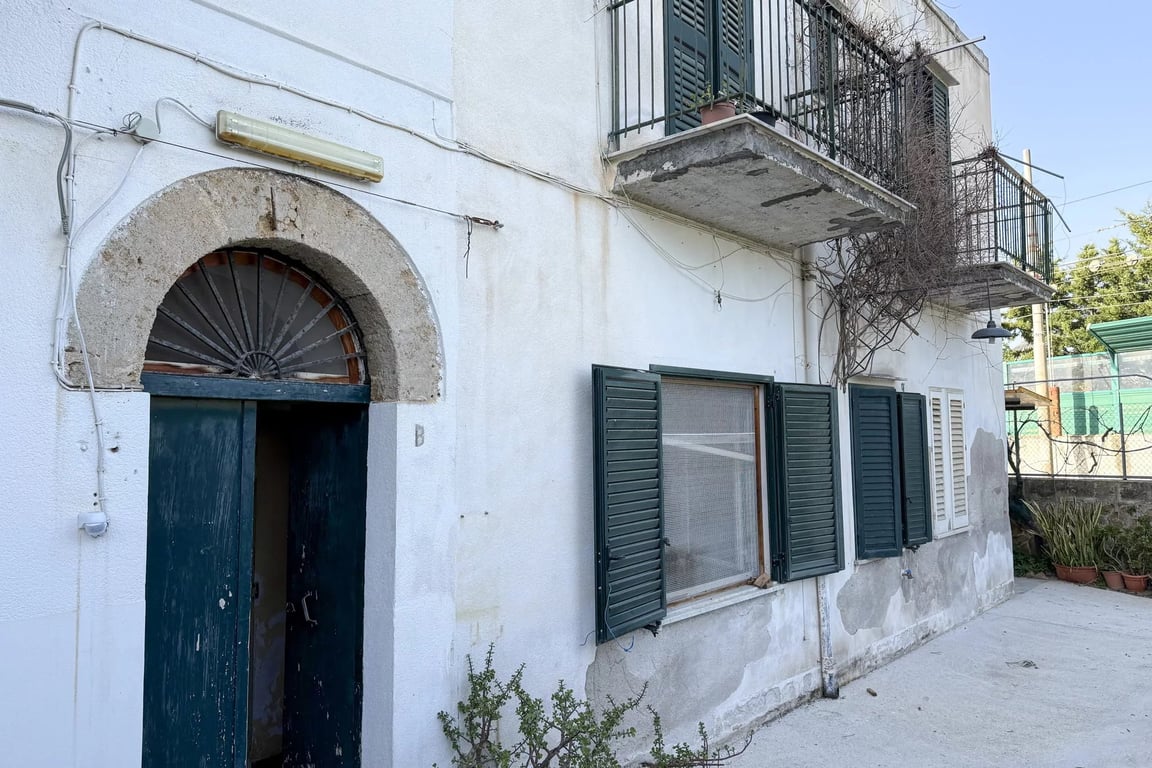 House in Cefalu - Image 2