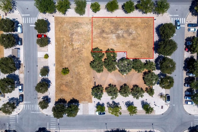 Land in Loule (Sao Clemente) - view 1