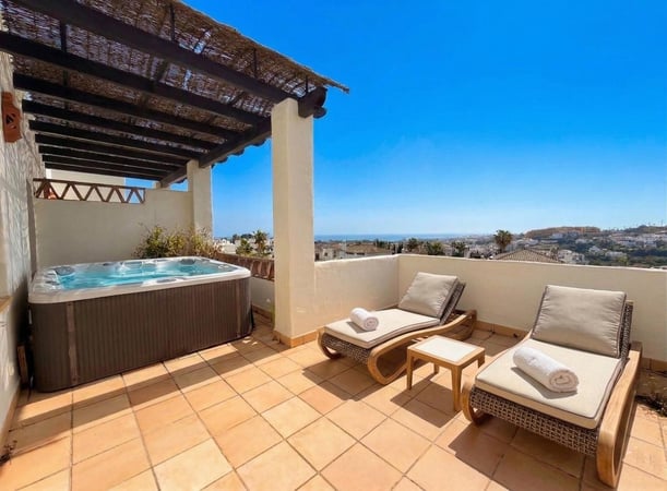 Penthouse in Atalaya Isdabe - view 1