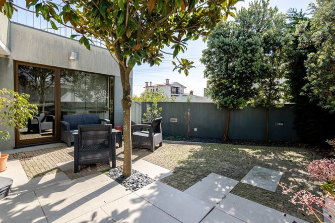 House in Povoa de Varzim - view 1