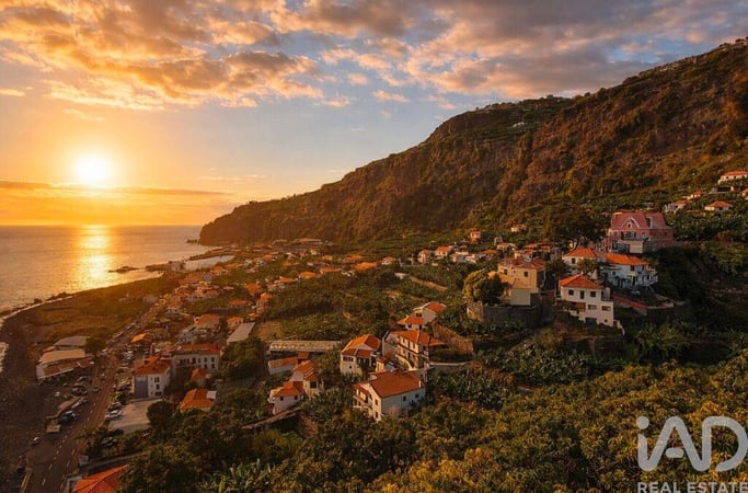 Apartment in Ponta do Sol - view 1